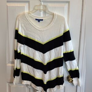 Apt. 9 Cream Sweater with Blue Label